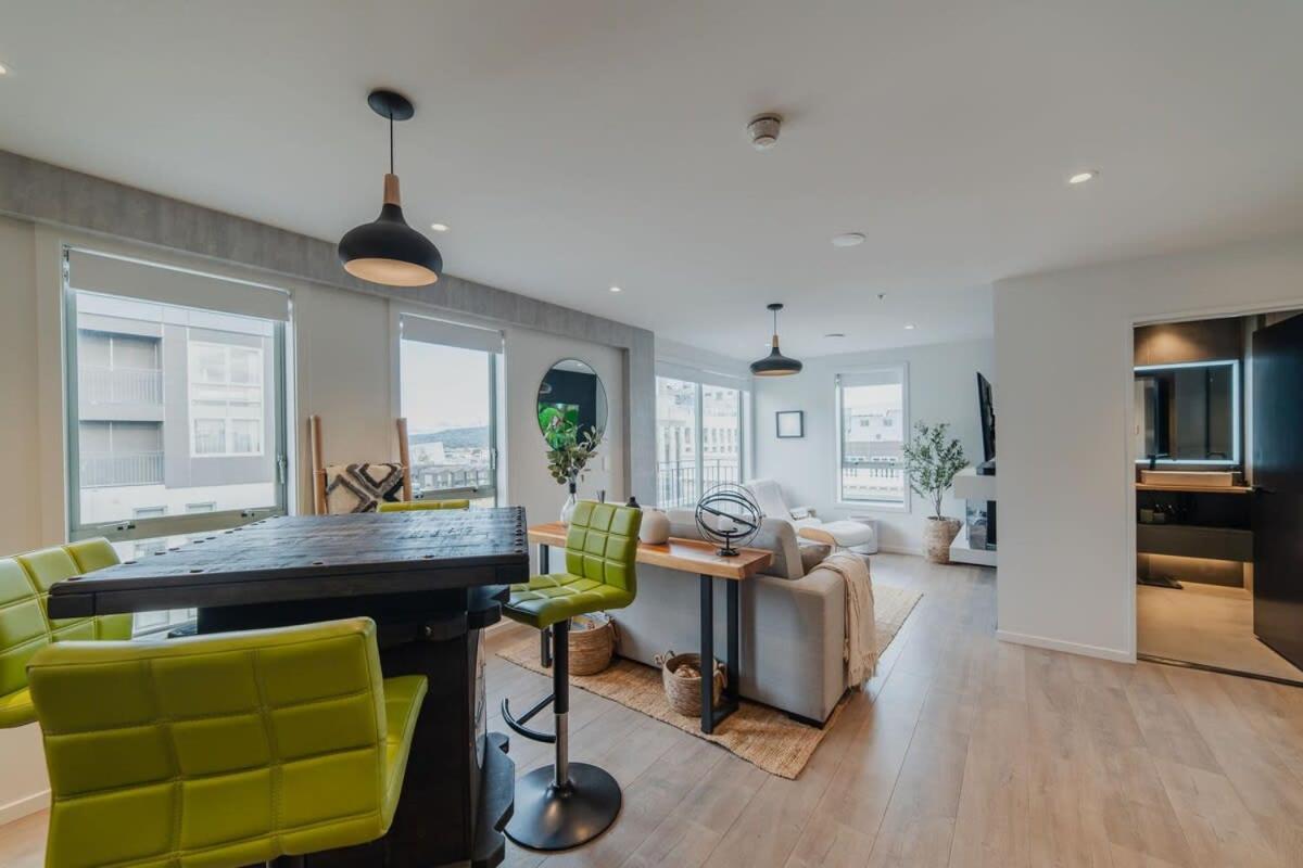 Penthouse Perfection - 2Br Elegance On Worcester St Крайстчёрч Экстерьер фото